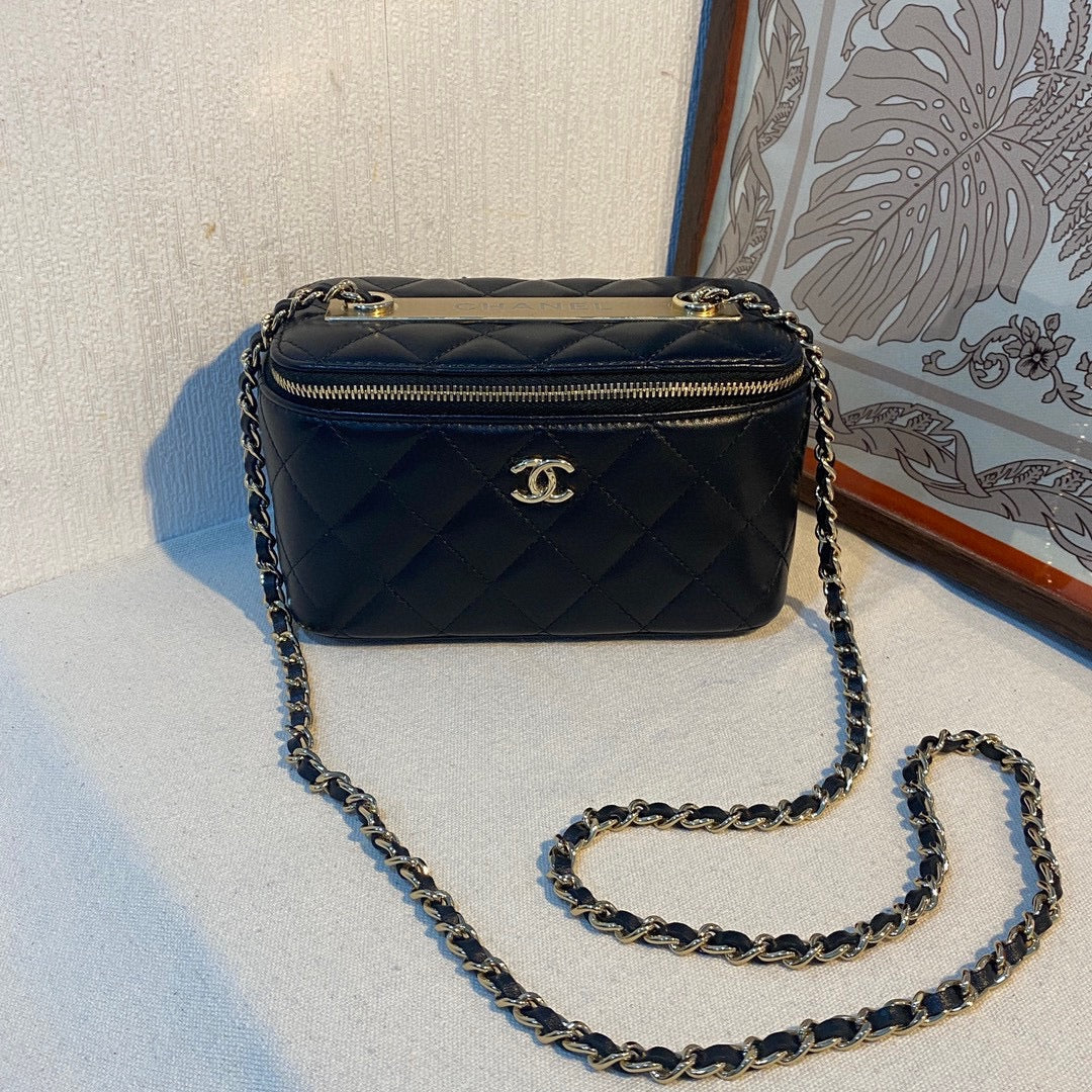 Chanel trendy cc vanity case