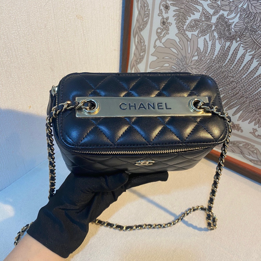 Chanel trendy cc vanity case